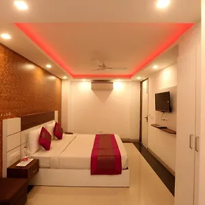 hotel-ark-wood.top-gurgaonhotels.com/